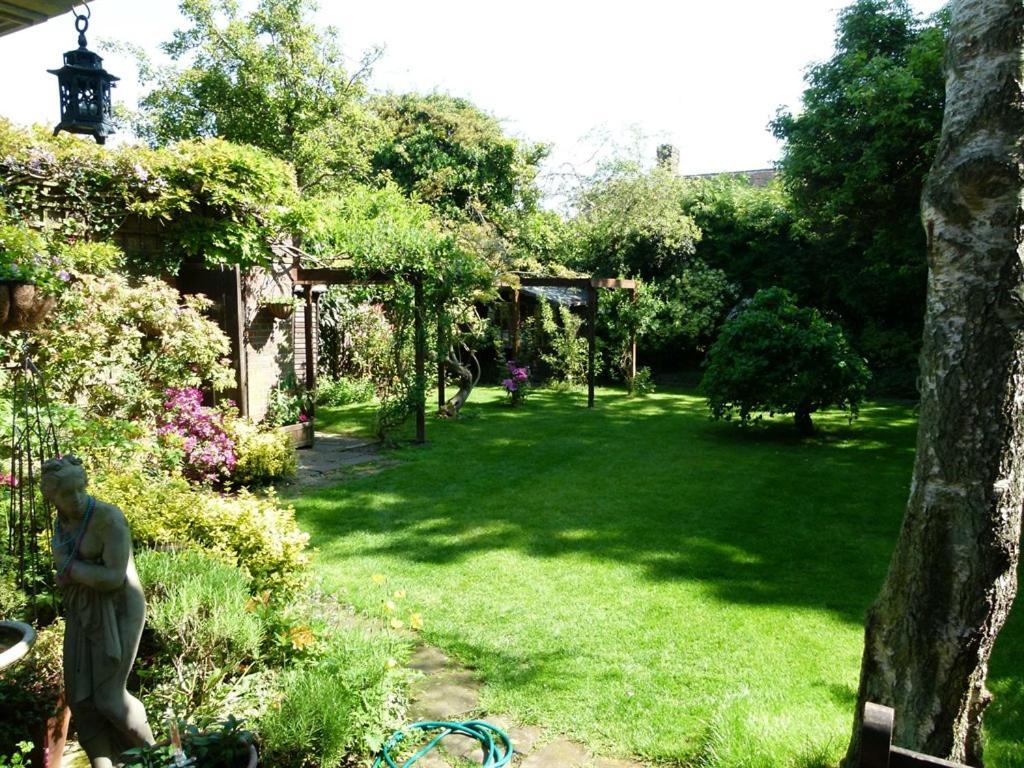 Iolanthe Bed & Breakfast Londra Exterior foto